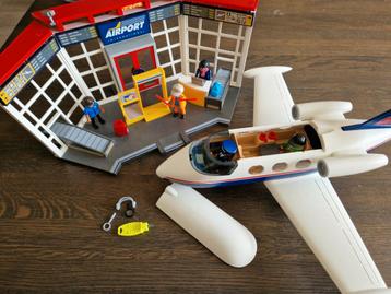 Playmobil vliegveld met vliegtuig. Set 70114