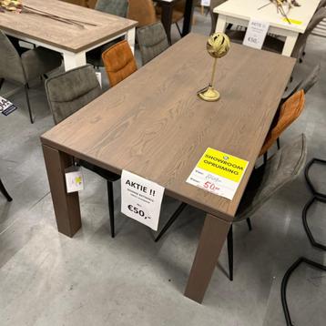 Eettafels NIEUW uitzoeken voor €50,- PER STUK | MOET WEG! beschikbaar voor biedingen