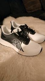 Dames sceatschers, Ophalen of Verzenden, Zo goed als nieuw, Sneakers of Gympen