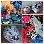 Kleine lapjes van fleece en imitatie bont, schoon en nieuw, Hobby en Vrije tijd, Ophalen of Verzenden, Nieuw, Materiaal