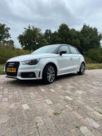 Audi A1 1.2 Tfsi 63KW SB 2013 Wit, Auto's, Voorwielaandrijving, Stof, A1, Zwart