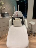 Behandelstoel  ( nieuwstaat ) + krukje ( nieuw ), Wit, Nieuw, Ophalen of Verzenden, Behandelstoel