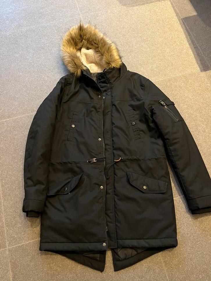 Te koop: winterjas maat L Clockhouse, Kleding | Heren, Jassen | Winter, Zo goed als nieuw, Zwart, Ophalen of Verzenden