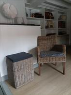 Rotan stoel met bijpassende hocker, Huis en Inrichting, Stoelen, Ophalen, Bruin, Riet of Rotan, Eén