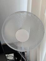 2 standing fans - one black and white, Witgoed en Apparatuur, Ophalen, Zo goed als nieuw