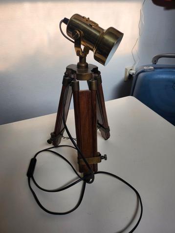 Mooie  lamp beschikbaar voor biedingen