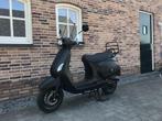 SENZO RIVA LUX BROM BJ 2024 KM 2400 SOURINI VX50 TOSCANA AGM, Fietsen en Brommers, Scooters | Overige merken, Ophalen, Gebruikt