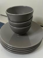 Casa Alegre Taupe Servies - 5 Borden & 3 Kommen, Ophalen, Keramiek, Zo goed als nieuw, Effen