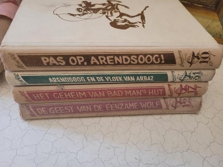 Oude arendsoog boeken p/st 2.50, Boeken, Avontuur en Actie, Gelezen, Ophalen of Verzenden