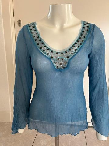 Vue sur mer top mt 36 blauw beschikbaar voor biedingen