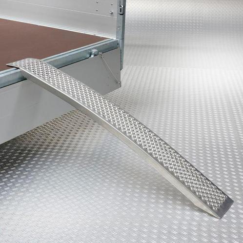 Aluminium oprijplaat gebogen 150cm van €69,- voor €35,-, Motoren, Accessoires | Overige, Nieuw, Ophalen