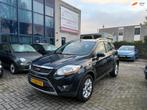 Ford Kuga 2.5 20V Titanium APK 12/26, Apple Carplay, 2100kg, Auto's, Ford, Gebruikt, Blauw, Leder en Stof, 2521 cc
