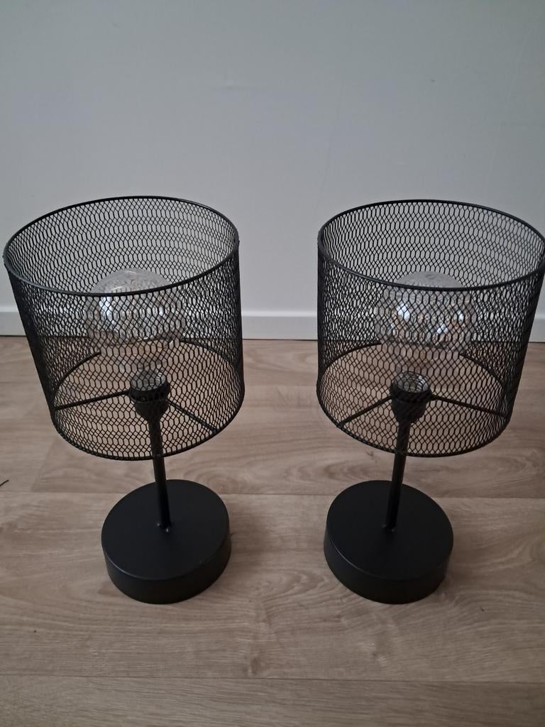 Set van 2 zwarte tafellampen, Ophalen of Verzenden, Zo goed als nieuw, Minder dan 100 cm, Metaal