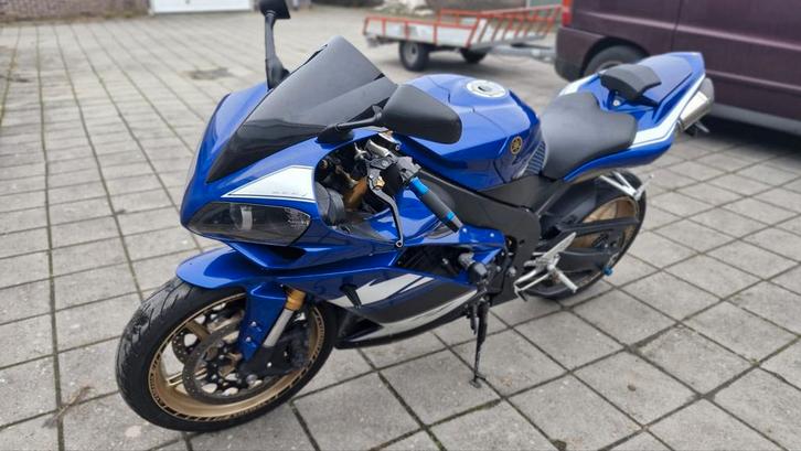 Yamaha R1 - Klaar voor het seizoen!, Motoren, Motoren | Yamaha, Particulier, Super Sport, meer dan 35 kW, 4 cilinders, Motorrijbewijs A