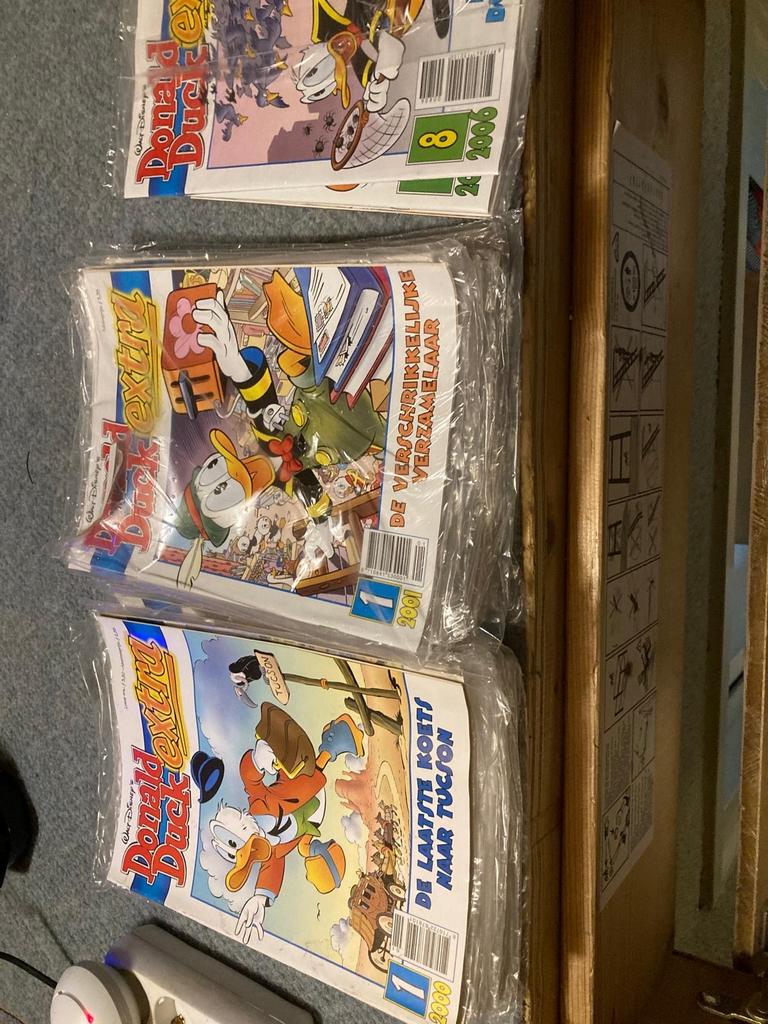 Donald Duck Maand Editie 2000-2006 - Augustus, Meerdere stripboeken, Ophalen of Verzenden, Gelezen