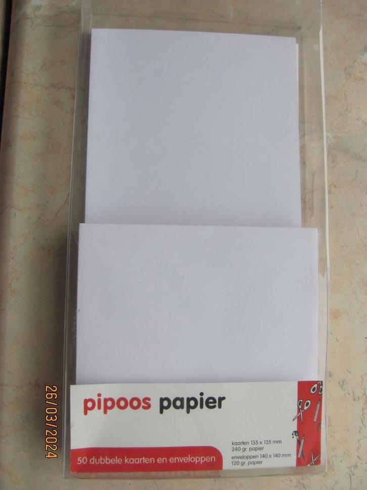 NIEUW rest SET met 22x ENVELOPPEN papier wit PIPOOS vierkant, Hobby en Vrije tijd, Kaarten | Zelf maken, Nieuw, Overige typen