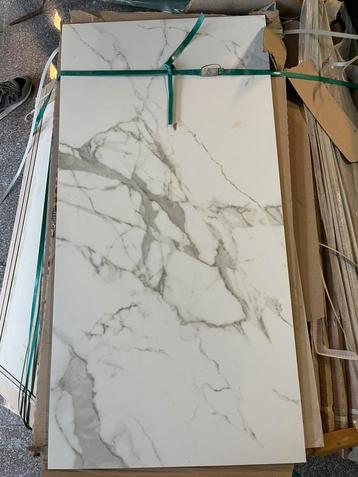 Tegels 60 x60 wand en vloertegels  .. keuken eilandblad beschikbaar voor biedingen