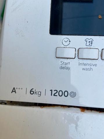 Wasmachine beschikbaar voor biedingen