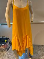 Liu jo jurk met aparte onderkant maat it 48, Kleding | Dames, Geel, Maat 42/44 (L), Ophalen of Verzenden, Zo goed als nieuw