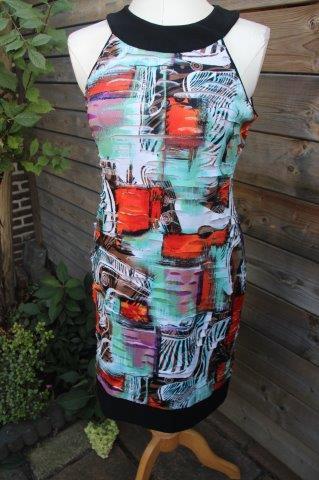 Jurk zwart/ blauw/ rood Joseph Ribkoff mt 38 Vaste prijs OPR, Kleding | Dames, Jurken, Zo goed als nieuw, Maat 38/40 (M), Blauw