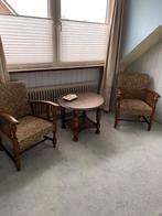 Tafel met twee stoeltjes, Ophalen
