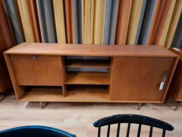 Vintage dressoir wandkast wandmeubel teak kast mid century  beschikbaar voor biedingen