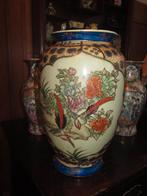 Chinese Satsuma vaas, Ophalen of Verzenden