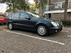 Mercedes-Benz E200 kompressor Elegance, Auto's, Mercedes-Benz, Automaat, Zwart, 4 cilinders, 1796 cc