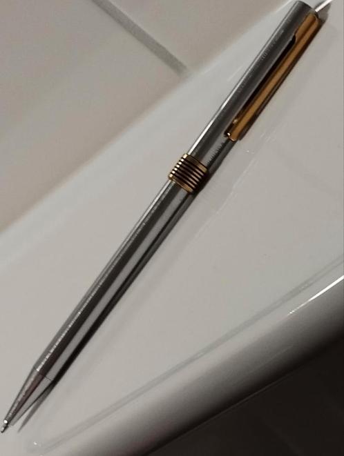 Vintage jaren 80 Aurora Marco Polo slimline ballpoint pen, Verzamelen, Pennenverzamelingen, Gebruikt, Balpen, Overige merken, Ophalen of Verzenden