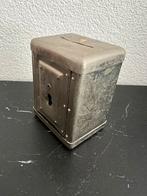 Metalen spaarpot kluis Embleem Walo Halfweg 214 7 x 9 x 5 cm, Ophalen of Verzenden, Gebruikt, Metaal of Blik, Overige thema's