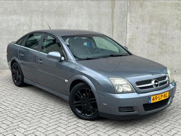 Grijze Opel Vectra GTS 1.8 16V Benzine Hatchback/Airco/Nap! beschikbaar voor biedingen