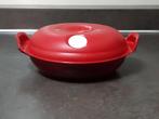 Tupperware micropop magnetron schaal rood 0,7 ltr nieuwstaat, Huis en Inrichting, Ophalen of Verzenden, Zo goed als nieuw, Rood