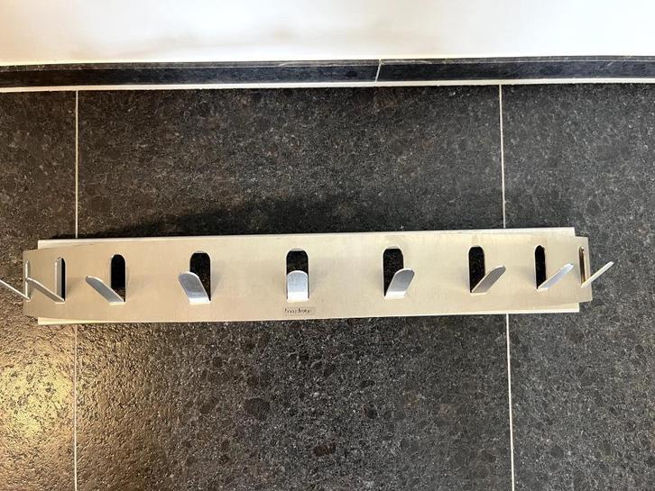 Halfronde RVS design kapstok – Bony Design, Huis en Inrichting, Woonaccessoires | Kapstokken, Zo goed als nieuw, Wandkapstok, Minder dan 100 cm
