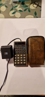 Hewlett Packard HP 21 Calculator met adapter en case, Verzamelen, Elektronische Apparatuur, Verzenden