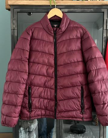 Cappuccino Tussenjas XL Bordeaux Rood beschikbaar voor biedingen