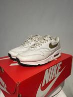 Maat 38,5 - Nike Air Max 90/1 White Gold, Kleding | Dames, Schoenen, Verzenden, Wit, Nike, Nike