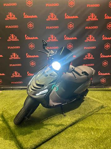 Piaggio Zip 2018 Brom! Originele SP Voorvork Alpha Led Full! beschikbaar voor biedingen