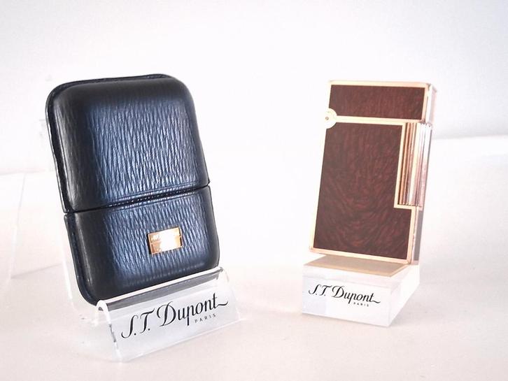 Dupont Aansteker L2 Met Hout Nerf Model + Dupont Hoesje., Verzamelen, Rookartikelen, Aanstekers en Luciferdoosjes, Gebruikt, Aansteker