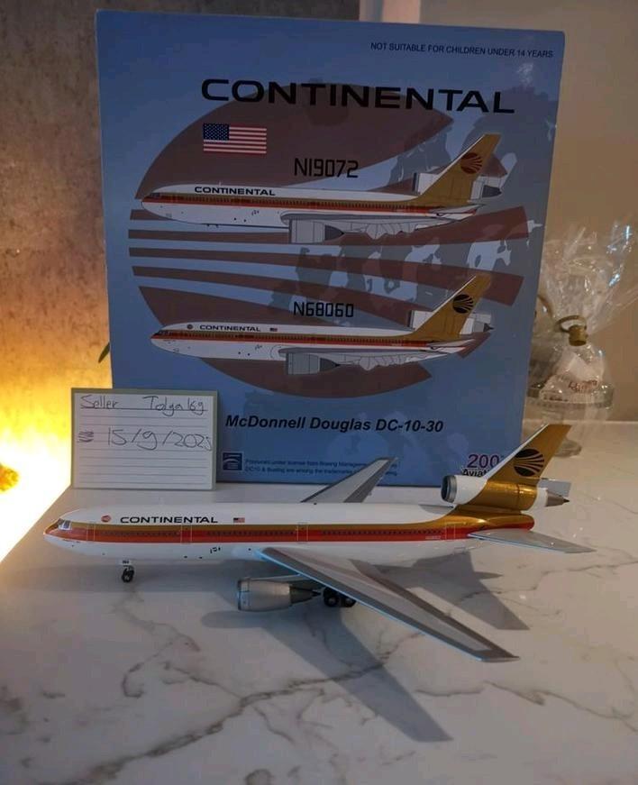 Continental Airlines DC-10-30 Aviation200 1:200 AV2DC10100, Hobby en Vrije tijd, Modelbouw | Vliegtuigen en Helikopters, Nieuw