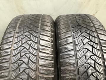 2 banden Dunlop Winter sport 5 in 225 50 17 98V profiel 7 mm beschikbaar voor biedingen