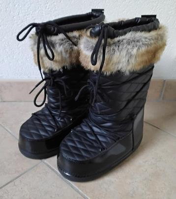 Zwarte Barts snowboots maat 33-35 beschikbaar voor biedingen
