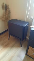 Zwarte meubel Prullenbak + poten touch bin brabantia bo LOOK, 40 liter of meer, Zo goed als nieuw, Ophalen, 75 cm of meer