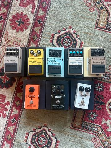 Diverse gitaar / bas effecten - Boss en MXR beschikbaar voor biedingen