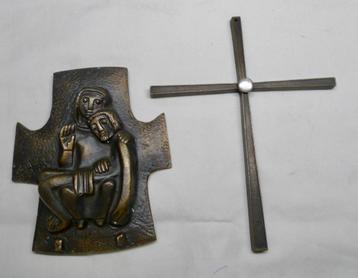 Brons kruizen art deco kristalsteen beschikbaar voor biedingen