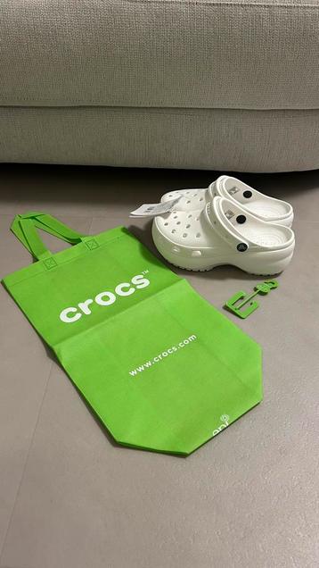 Crocs Plateauzool Wit Maat 36/37 Nieuw beschikbaar voor biedingen