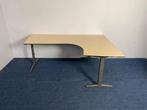 6 x Wingbureau Ahrend Mehes, ahorn blad, 200 x 140 cm.