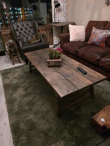 Salontafel beschikbaar voor biedingen