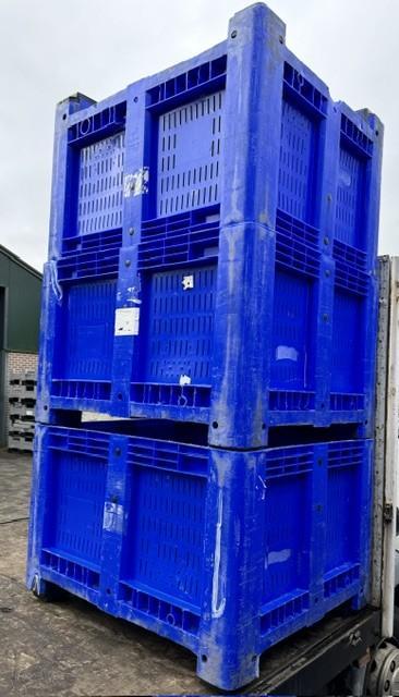 Geperforeerde kunststof palletboxen/hooibak/hooi/slowfeeder, Dieren en Toebehoren, Overige Dieren-accessoires, Zo goed als nieuw