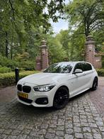 BMW 1-Serie 118i automaat m sport shadow line, 65 €/maand, Wit, 650 kg, Particulier