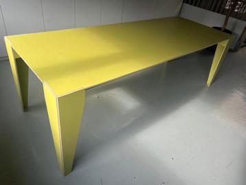 Tafel design van ontwerper uniek beschikbaar voor biedingen